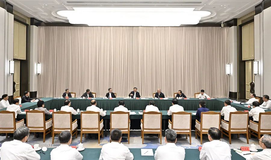 【前沿】儲能|習(xí)近平：加快發(fā)展風(fēng)電、光電等清潔能源，建設(shè)風(fēng)光火核儲一體化能源基地